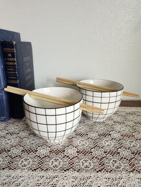 Urban Outfitters Grid Noodle Bowl - Set of 2
